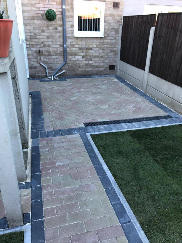 Block Paving and Turf in Dartford